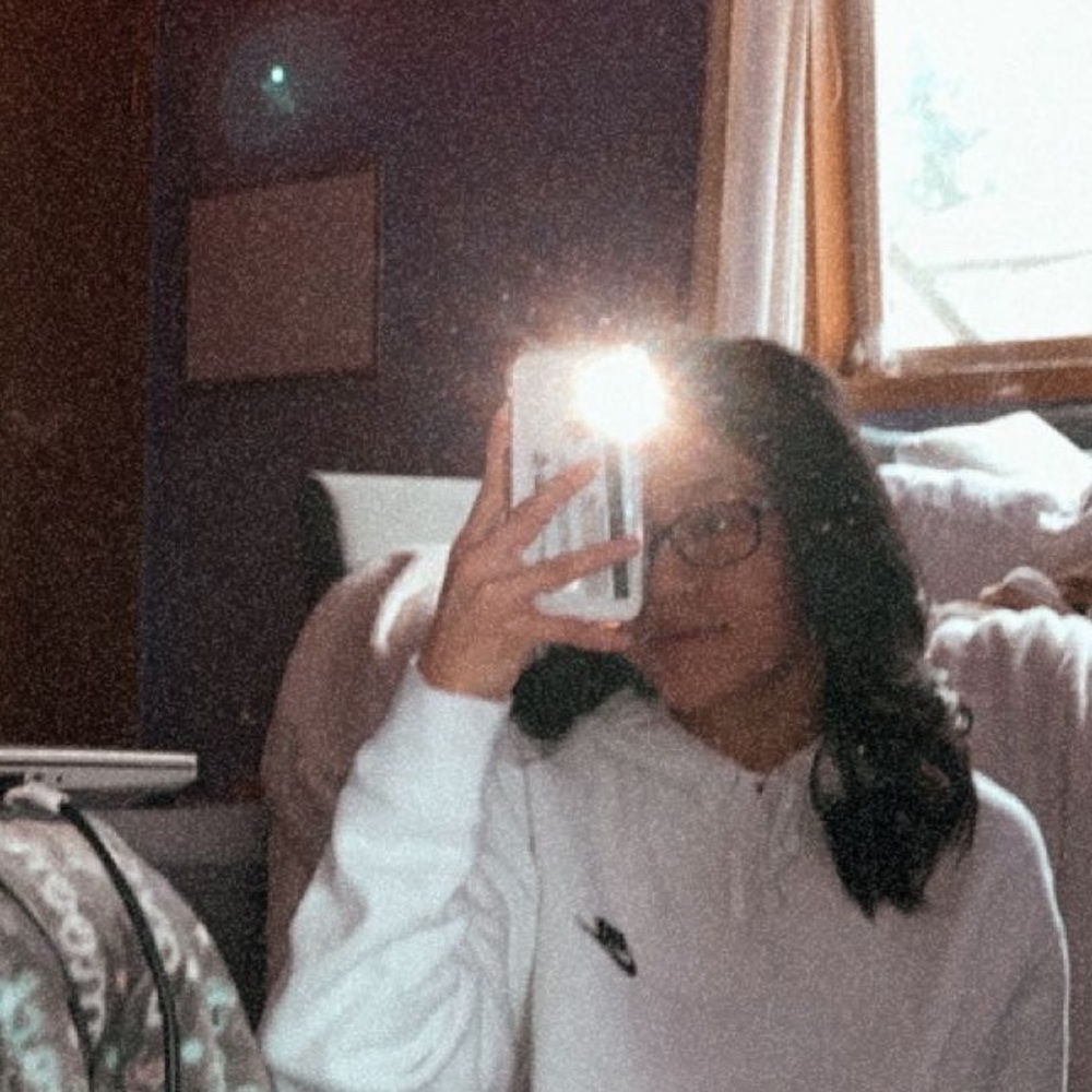 Meet your Posher, Eliana